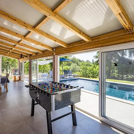 Vila Jacky 2 Near Porec For 4 Persons With 32 M2 Private Pool - Pet Friendly Nova Vas (Porec)